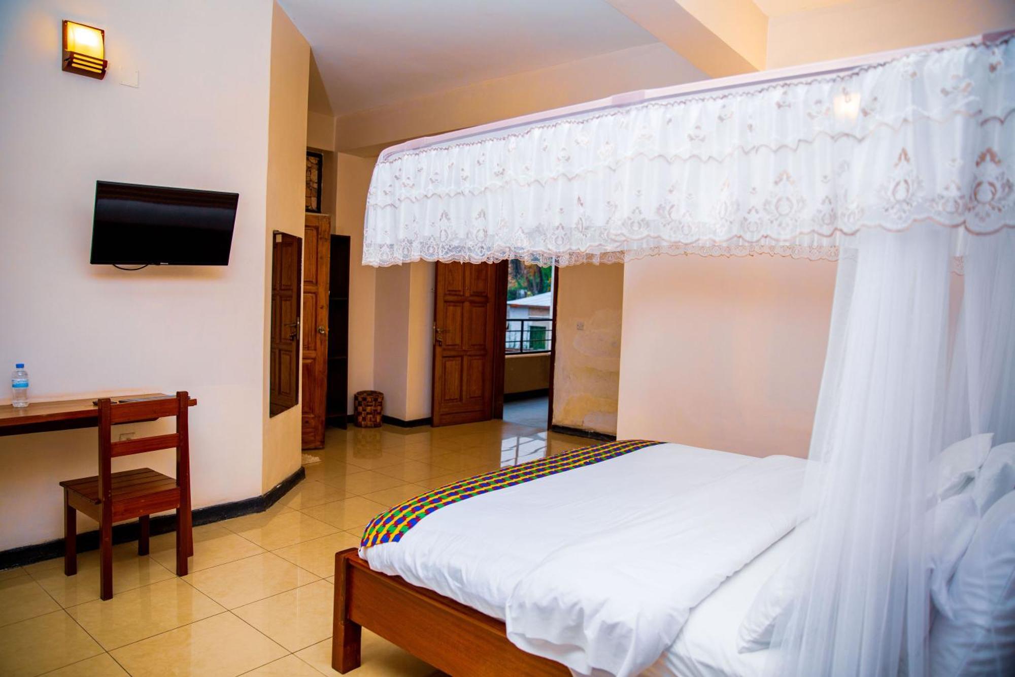 Kivu Hilltop View Resort Gisenyi Ngoại thất bức ảnh