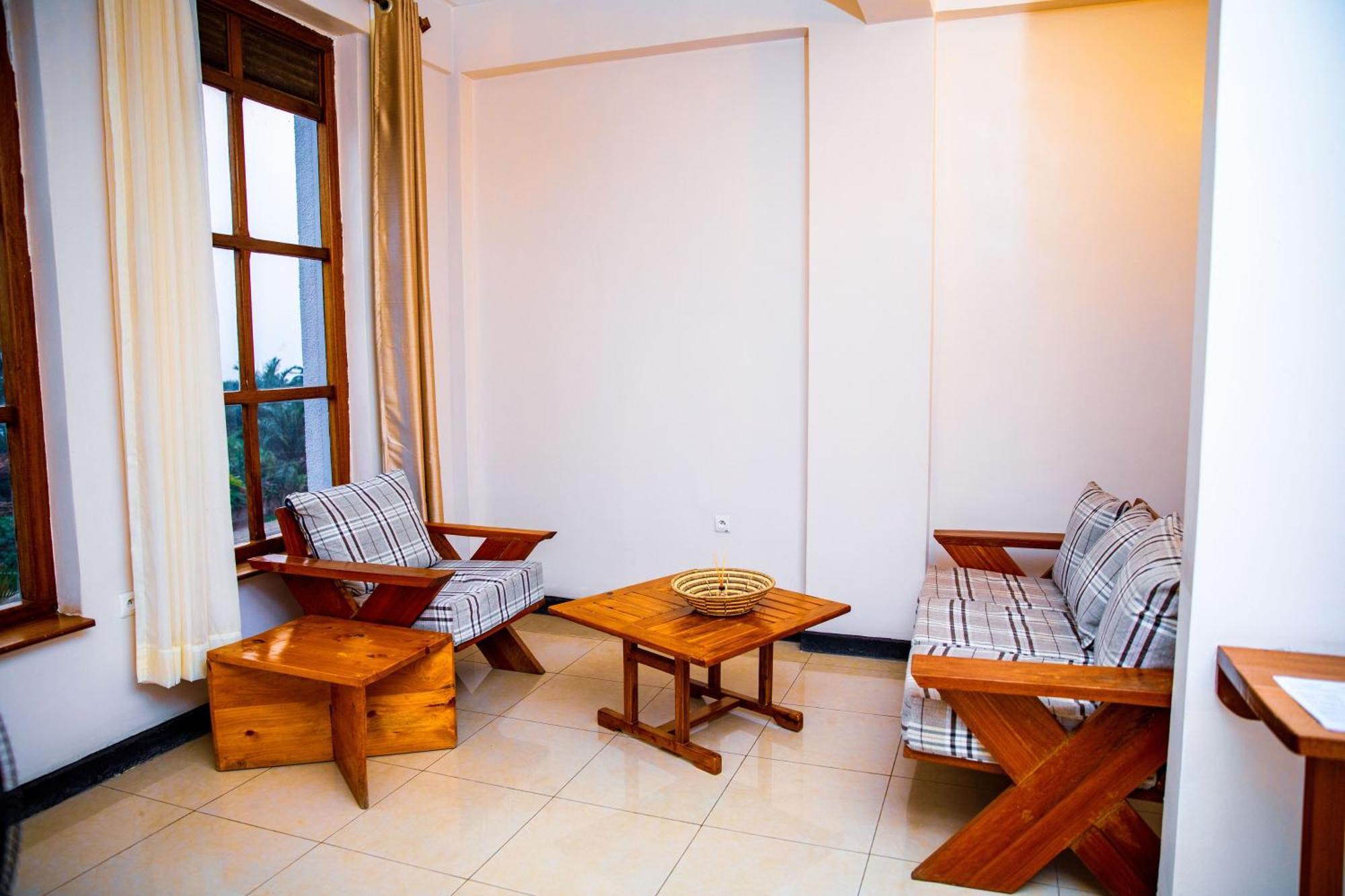 Kivu Hilltop View Resort Gisenyi Ngoại thất bức ảnh