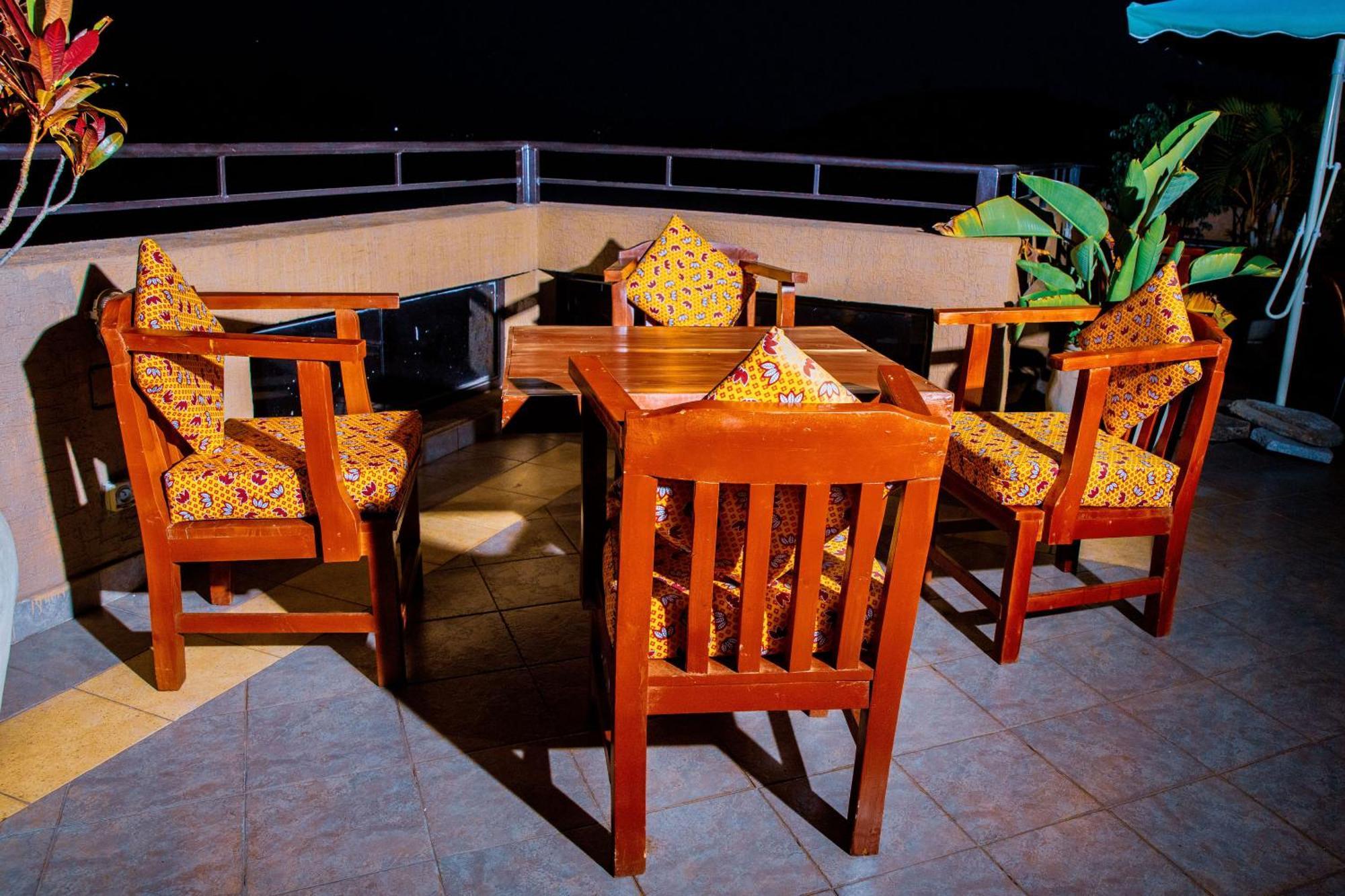 Kivu Hilltop View Resort Gisenyi Ngoại thất bức ảnh