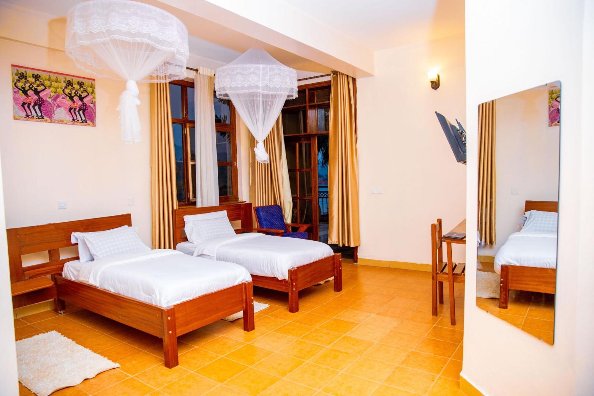 Kivu Hilltop View Resort Gisenyi Ngoại thất bức ảnh