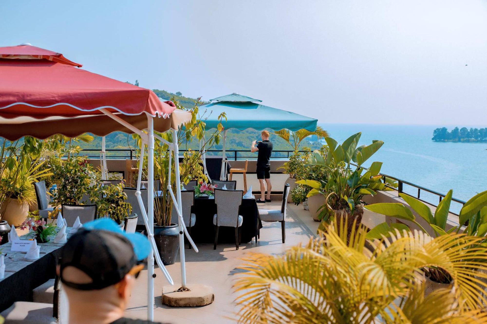 Kivu Hilltop View Resort Gisenyi Ngoại thất bức ảnh