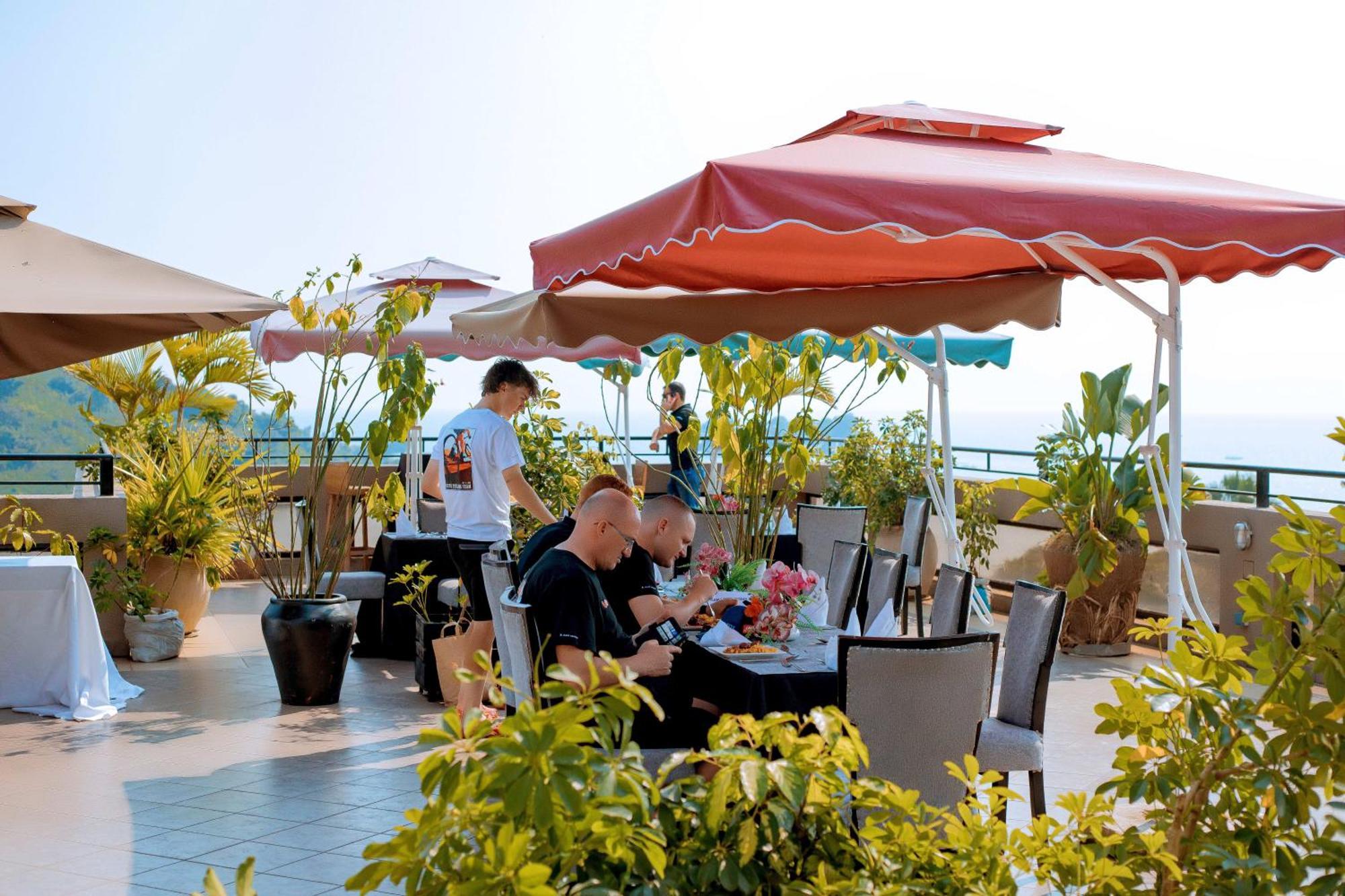 Kivu Hilltop View Resort Gisenyi Ngoại thất bức ảnh